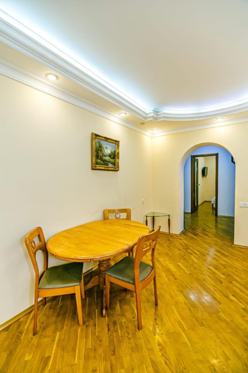 Sahil Garden Bakü